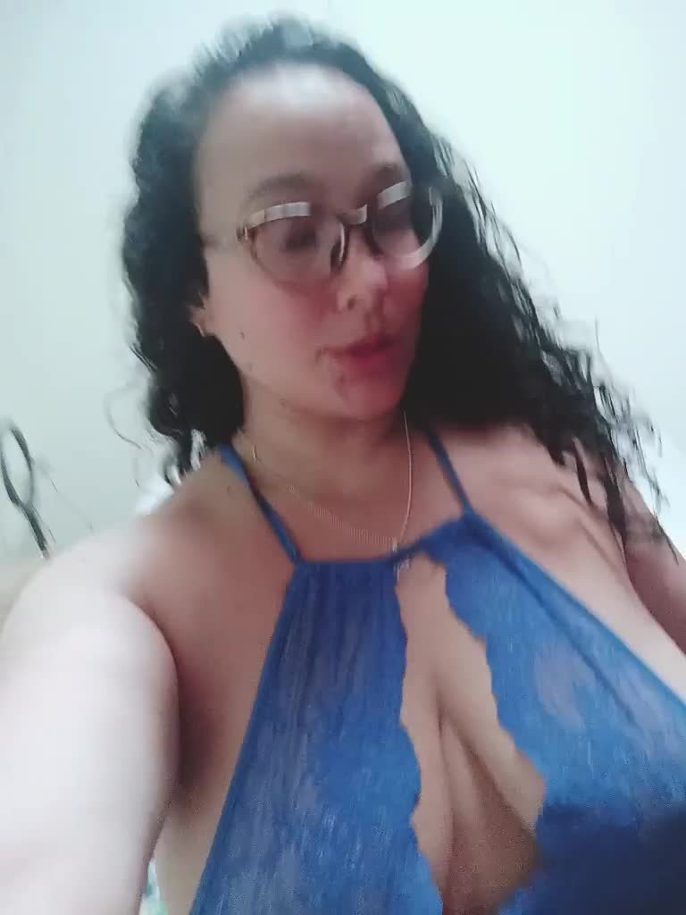 Emilia la curvy - Porn Videos and Photos image pic
