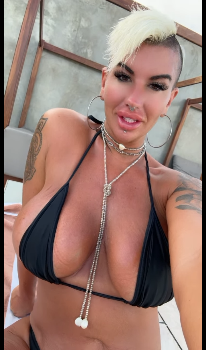 Mohawk milf 22 #7sr1GGS4