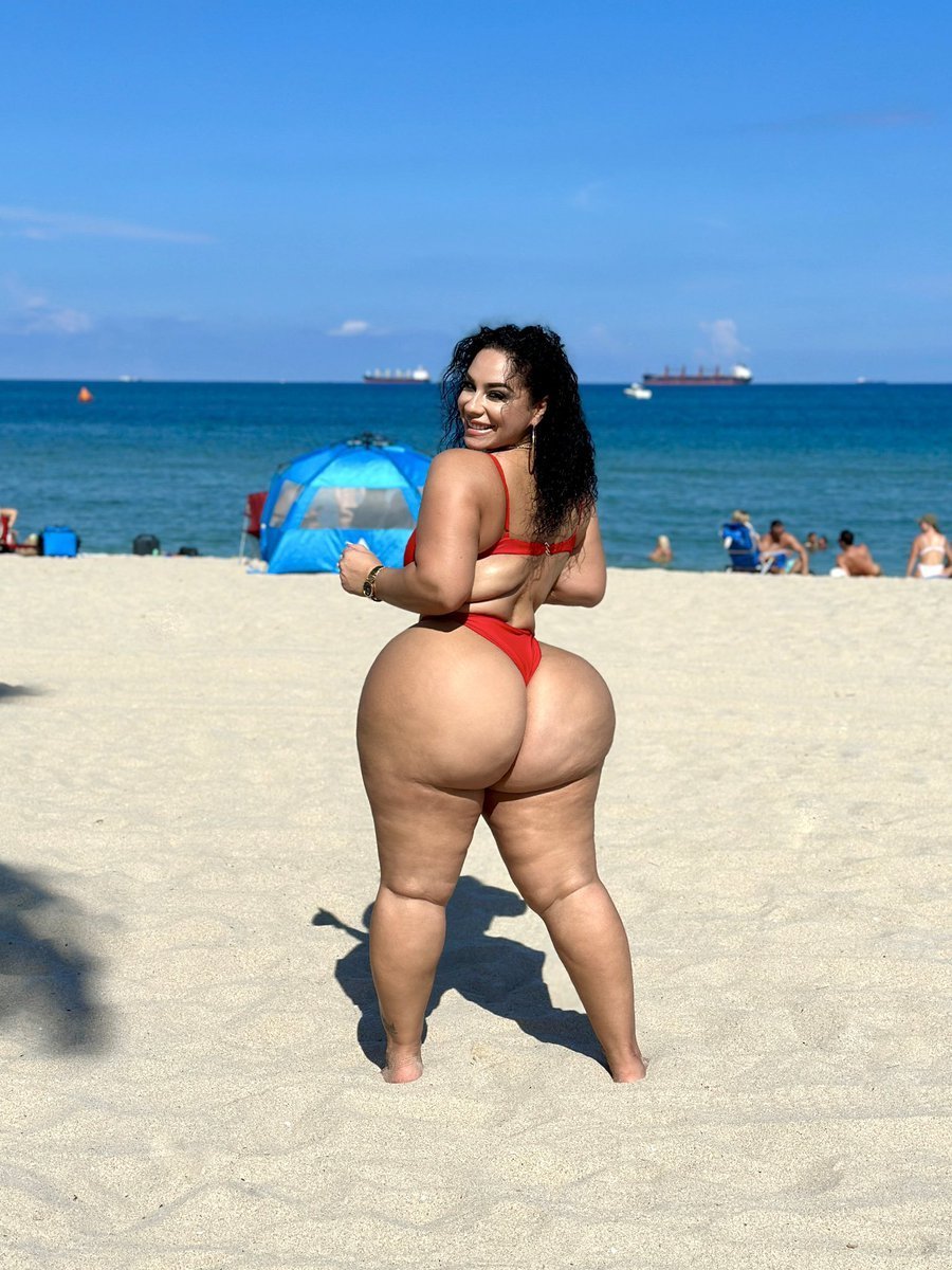 jA5EdzdA_selena.Castle720p #1EDf27Ov